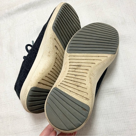 allbirds Water-Repellent Wool Women’s Sneaker Keeps Feet Warm And Dry Size 9 - Picture 6 of 10